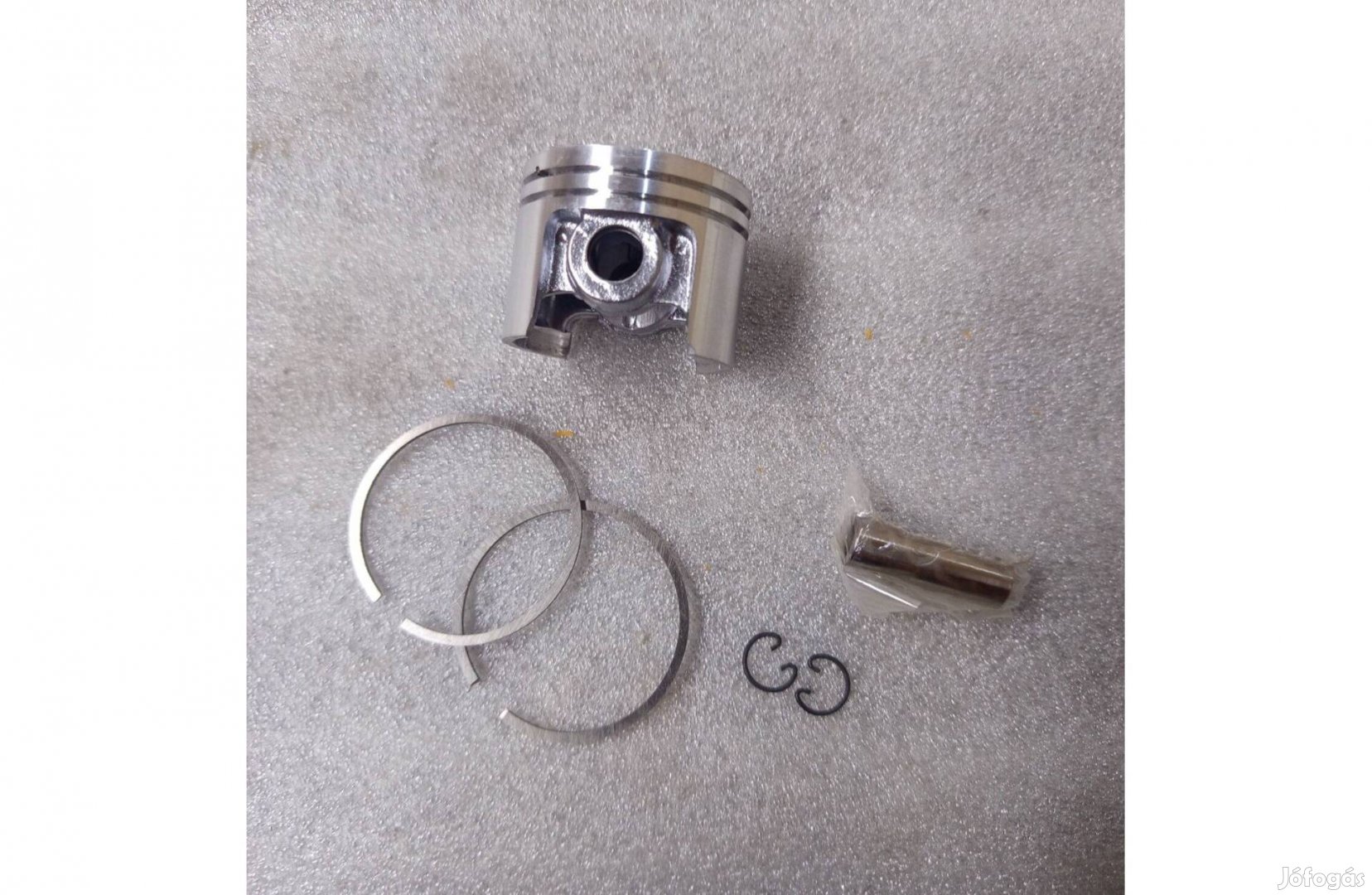 Oleo-Mac 951 dugattyú 46mm