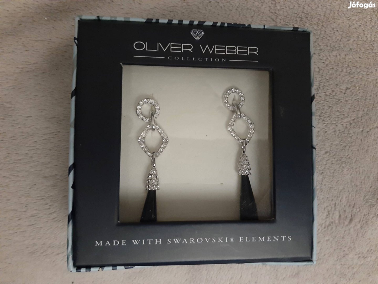 Oliver Weber fülbevaló