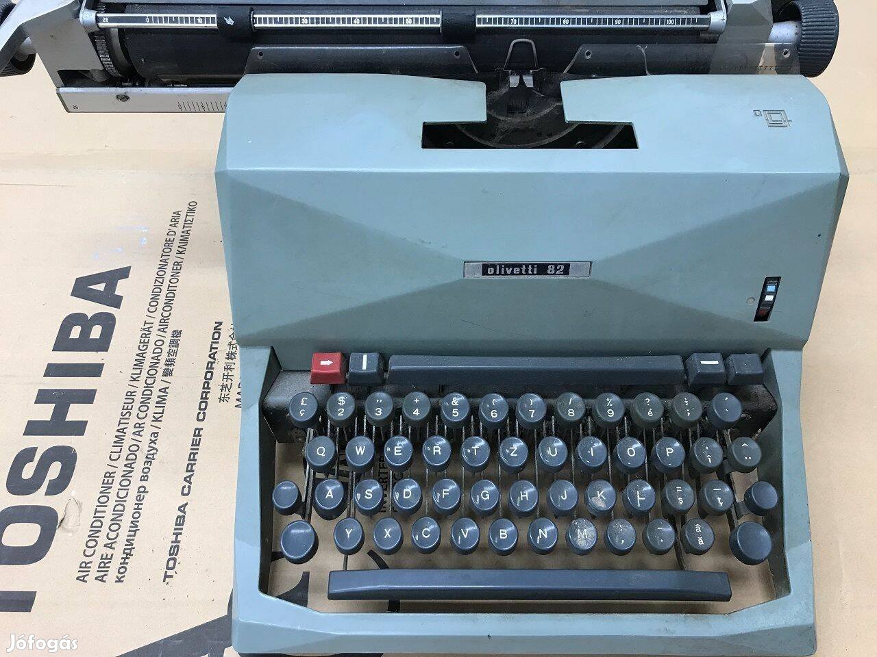 Olivetti 82 Diaspron retró írógép eladó