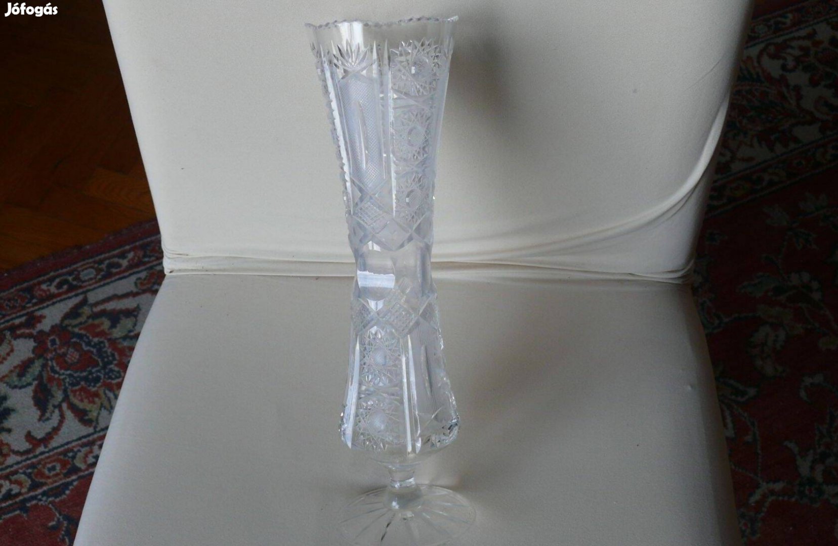 Ólomkristály váza, 28 cm
