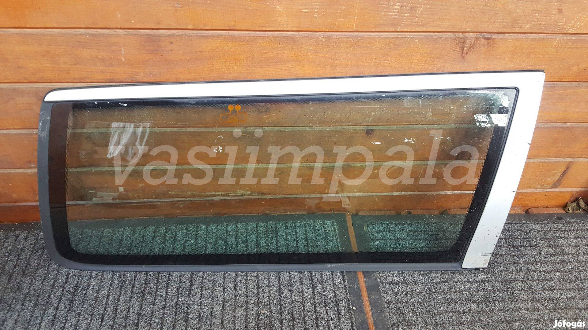 Olvo 30674477 V70 jobb csomagtérüveg