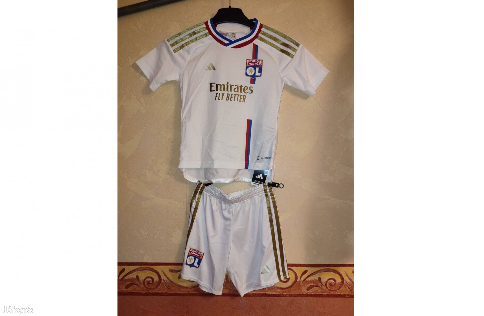 Olympique Lyon eredeti adidas gyerek mez szett (116)