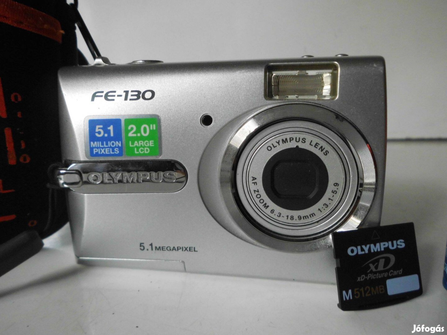 Olympus FE-130 digitális fényképezőgép tokkal