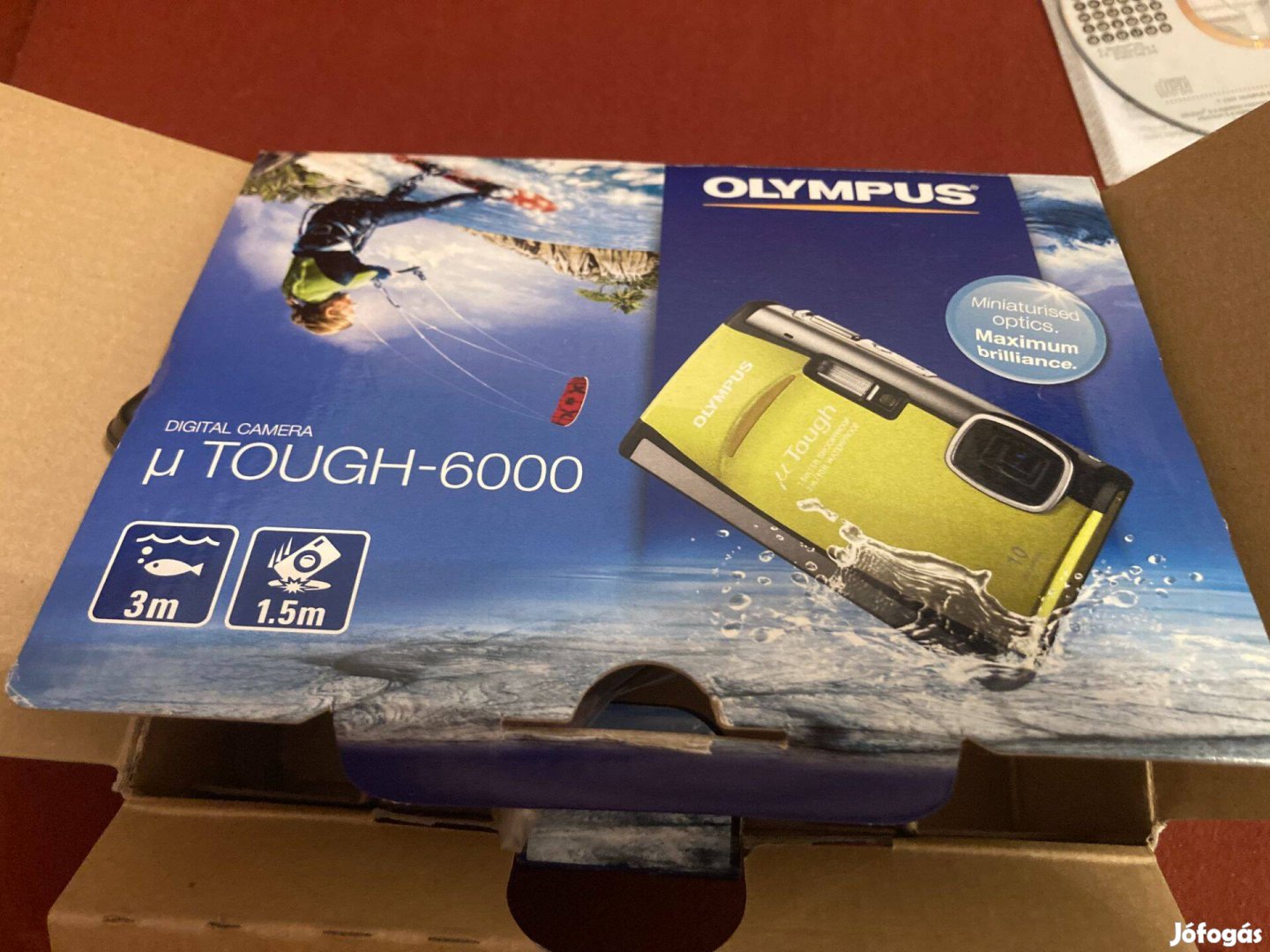 Olympus Tough-6000 vízálló fényképezőgép