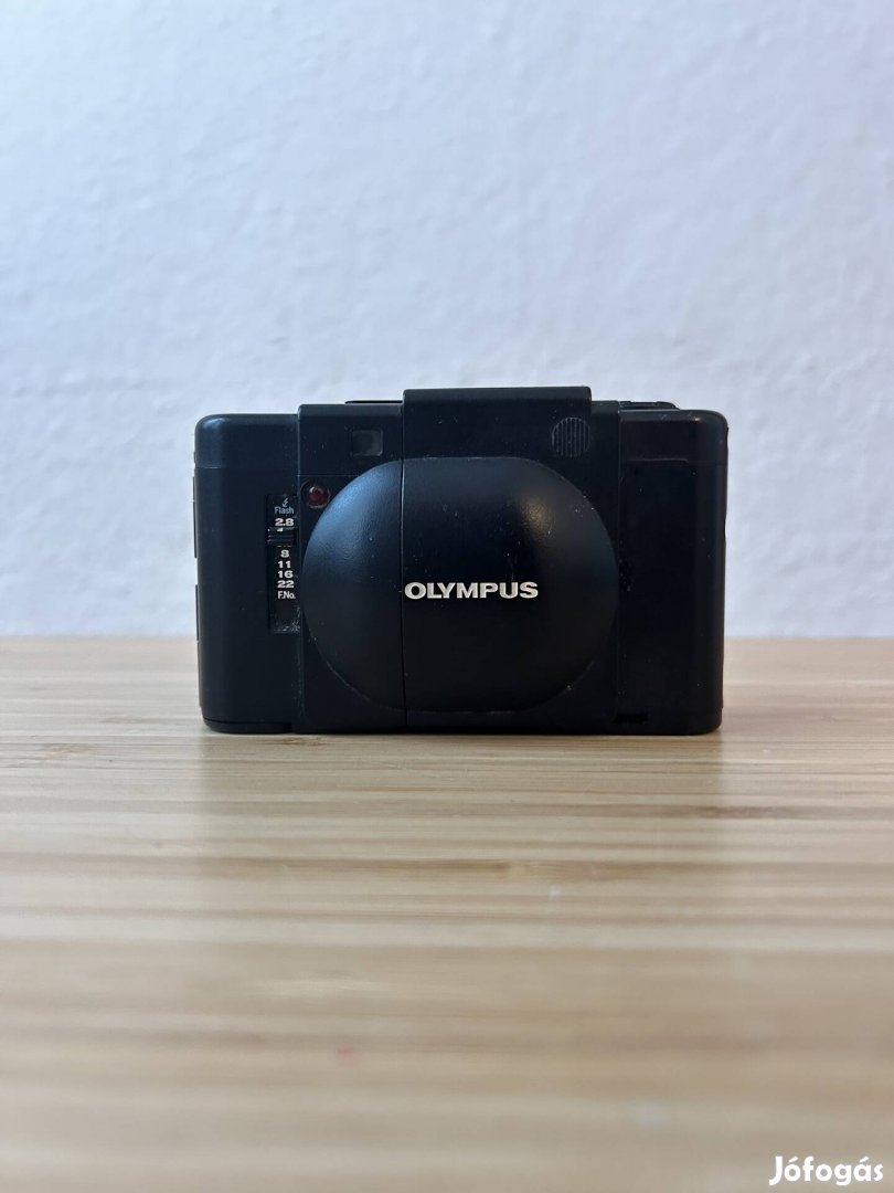 Olympus XA 35mm kompakt analóg fényképezőgép