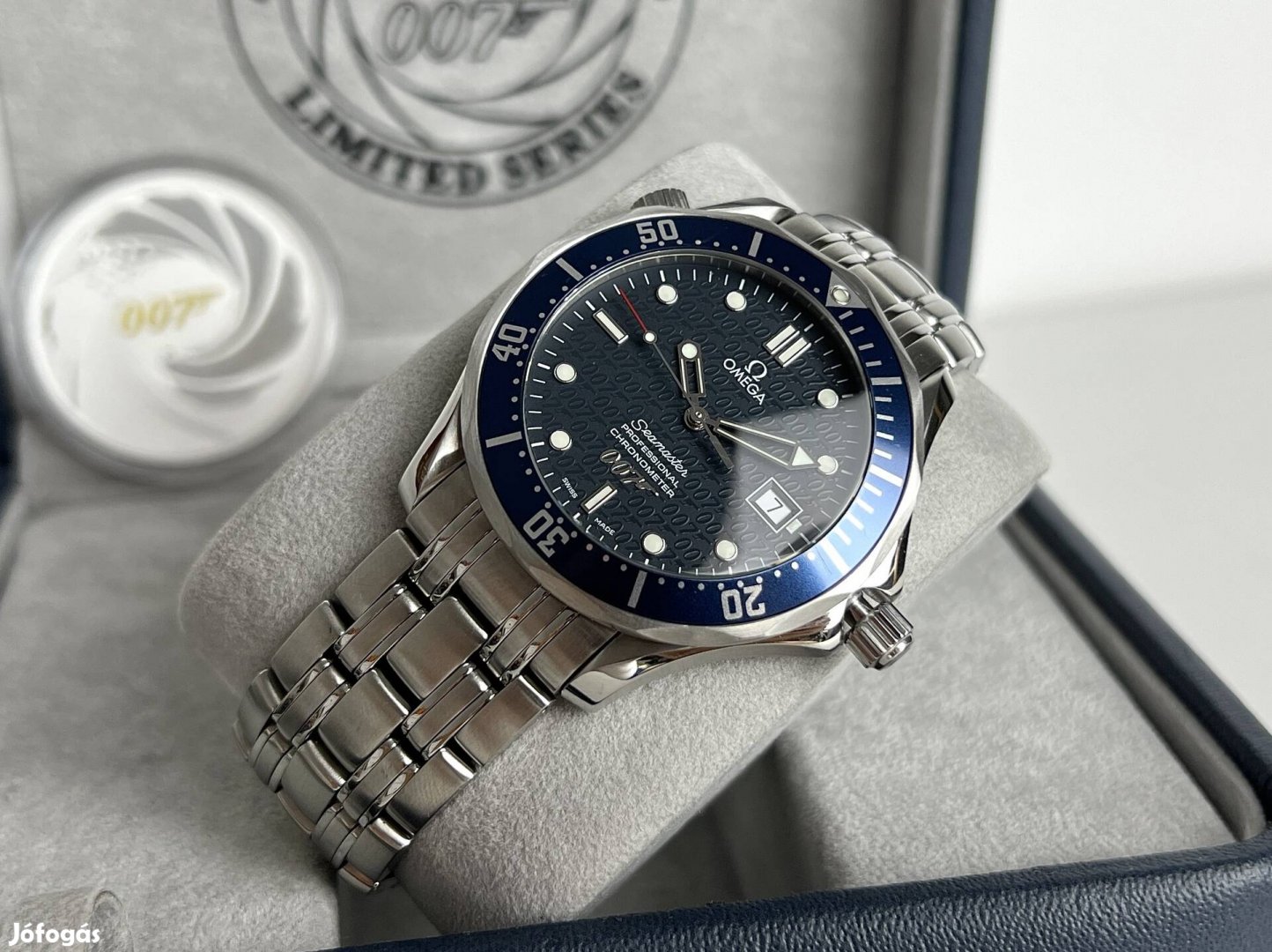 Omega Seamaster 300 m James Bond 40 th anniversary