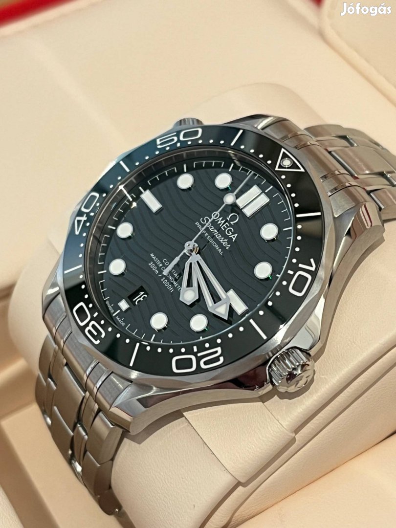 Omega Seamaster 300m