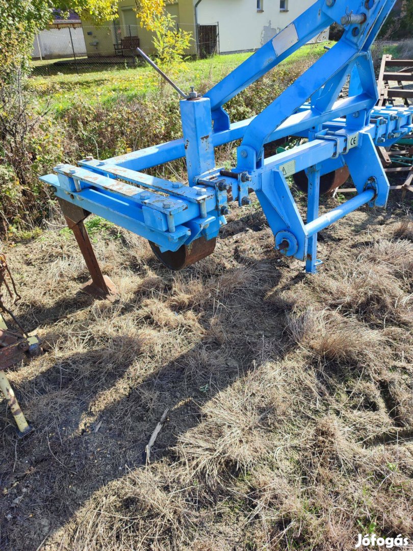 Omikron két késes telaj lazitó mtz traktor után eladó