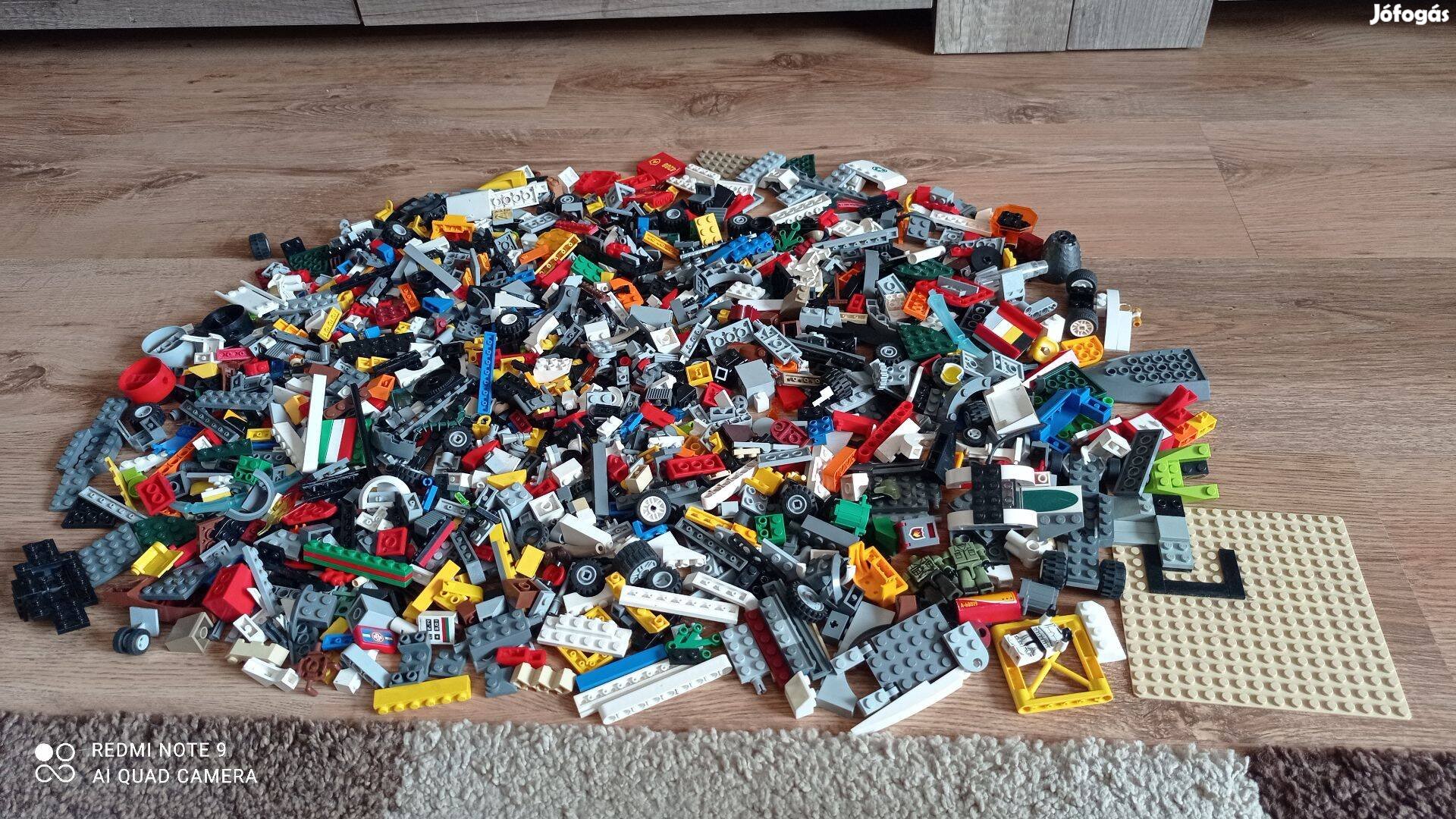 Ömlesztett vegyes lego