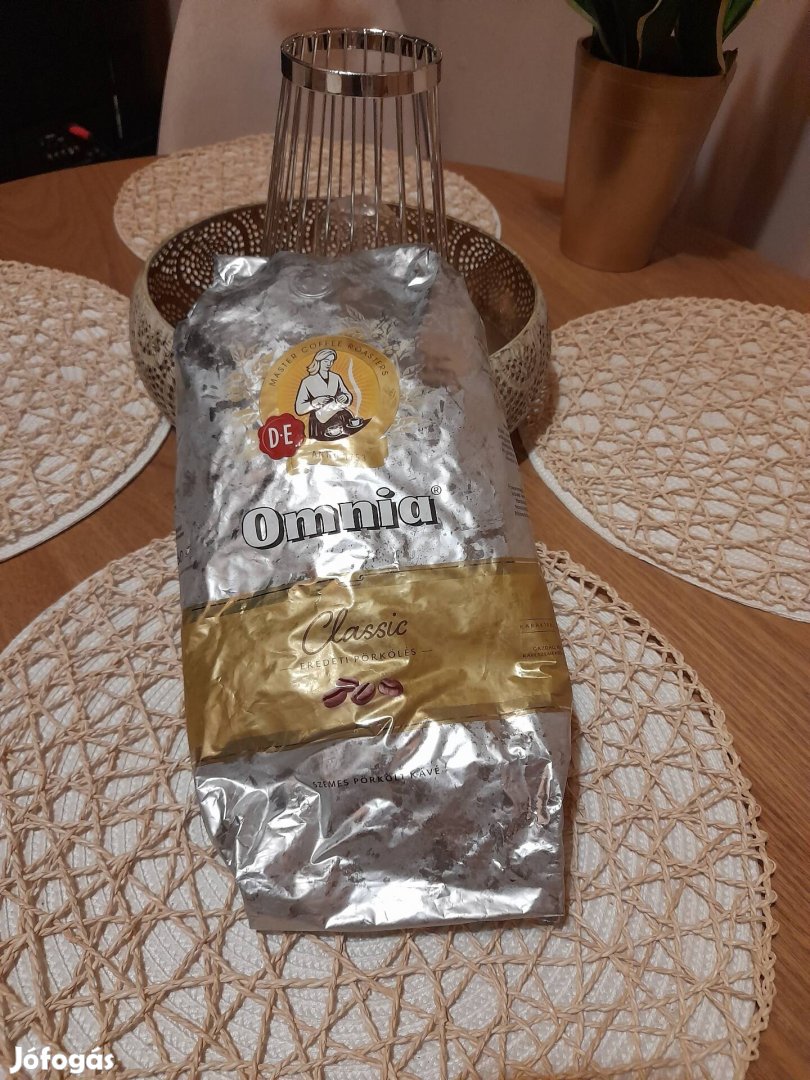 Omnia classic szemes pörkölt kávé , Emirates Khalas datolya 1kg 