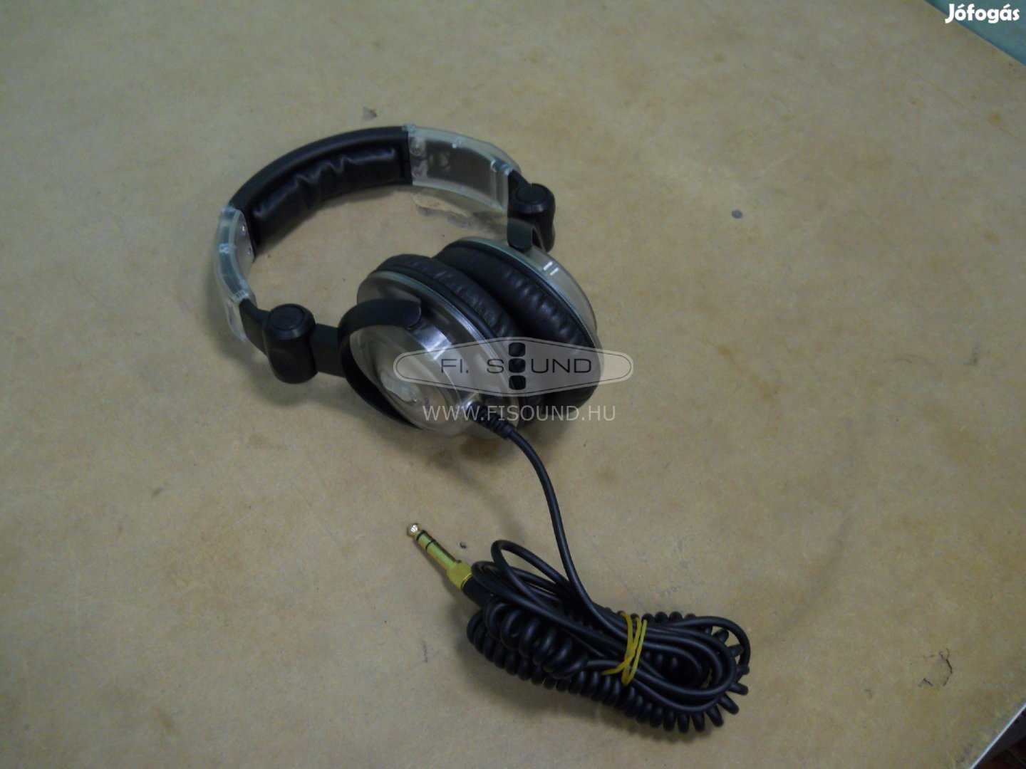 Omnitronic SHP-2500 sztereo fejhallgató , 320ohm