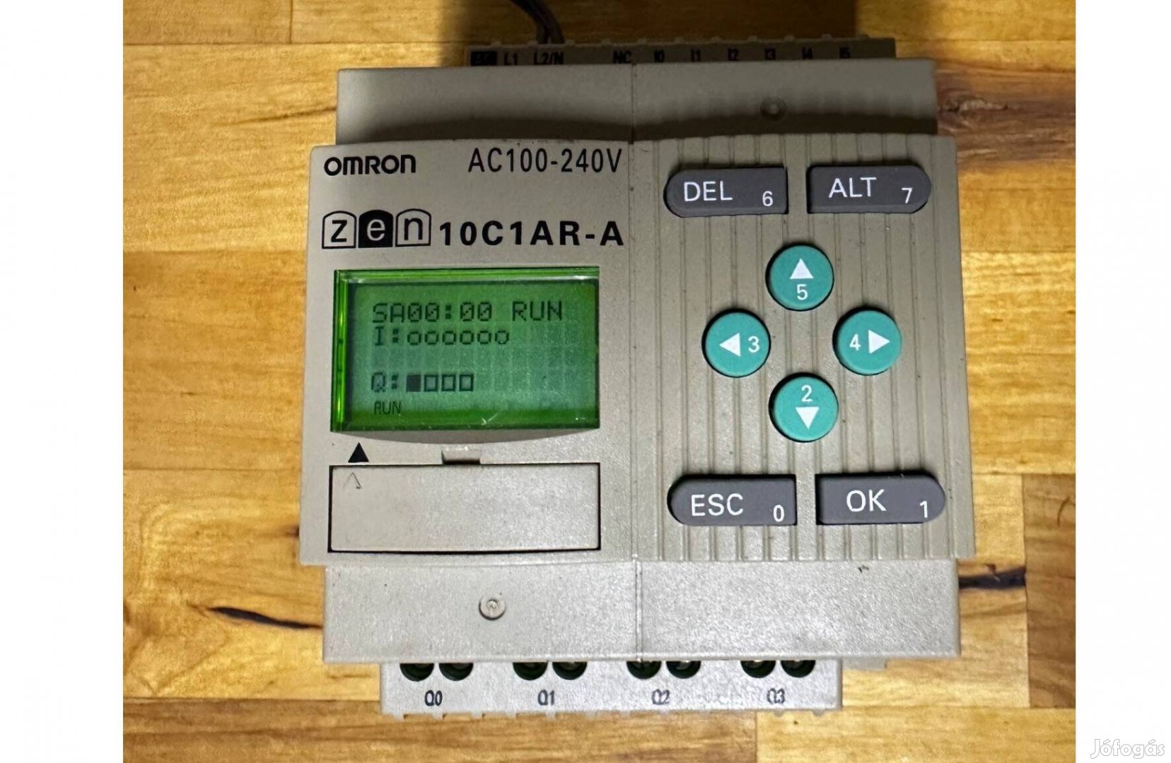 Omron Zen-10C1AR-A plc, programozható relé