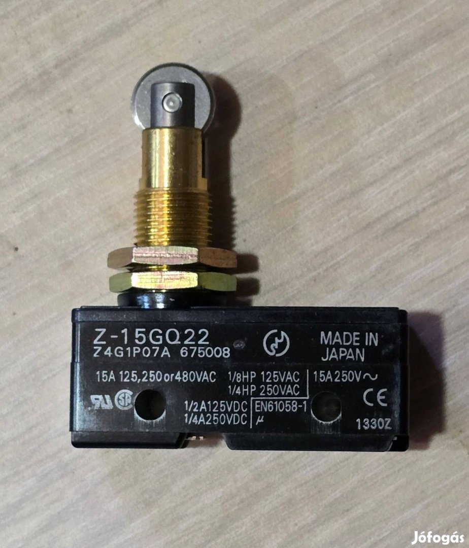 Omron végálláskapcsolók Z-15GQ21, Z-15GQ22