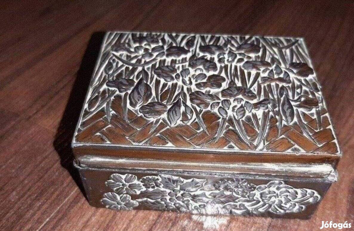 Ón dobozka 8x6 cm