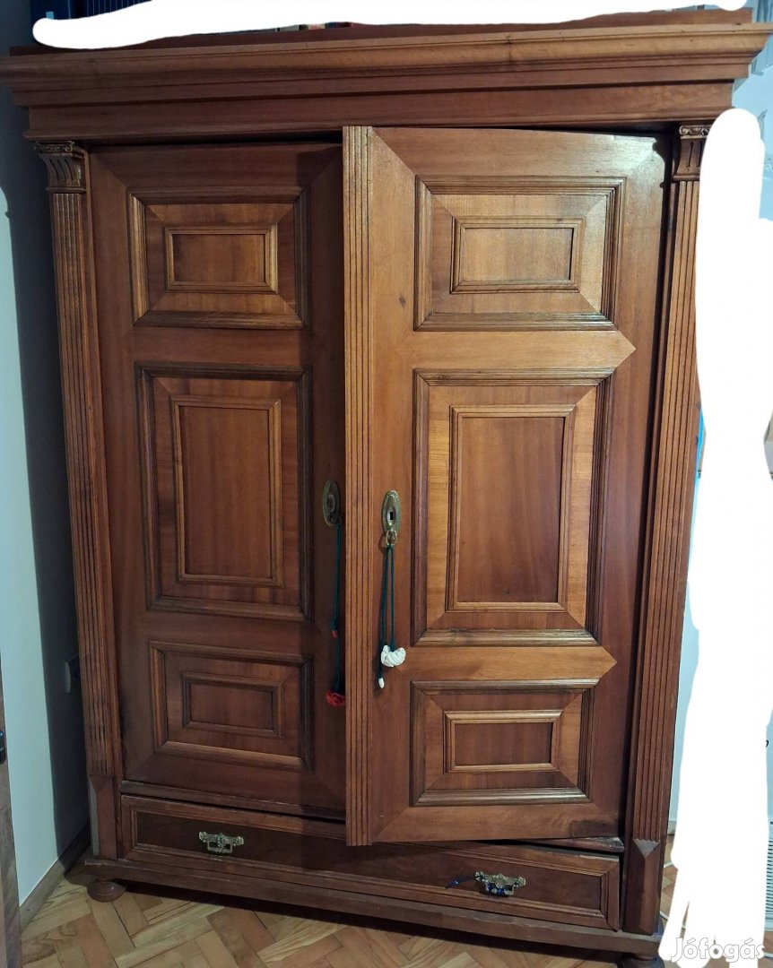 Ónémet polcos szekrény, földszinti