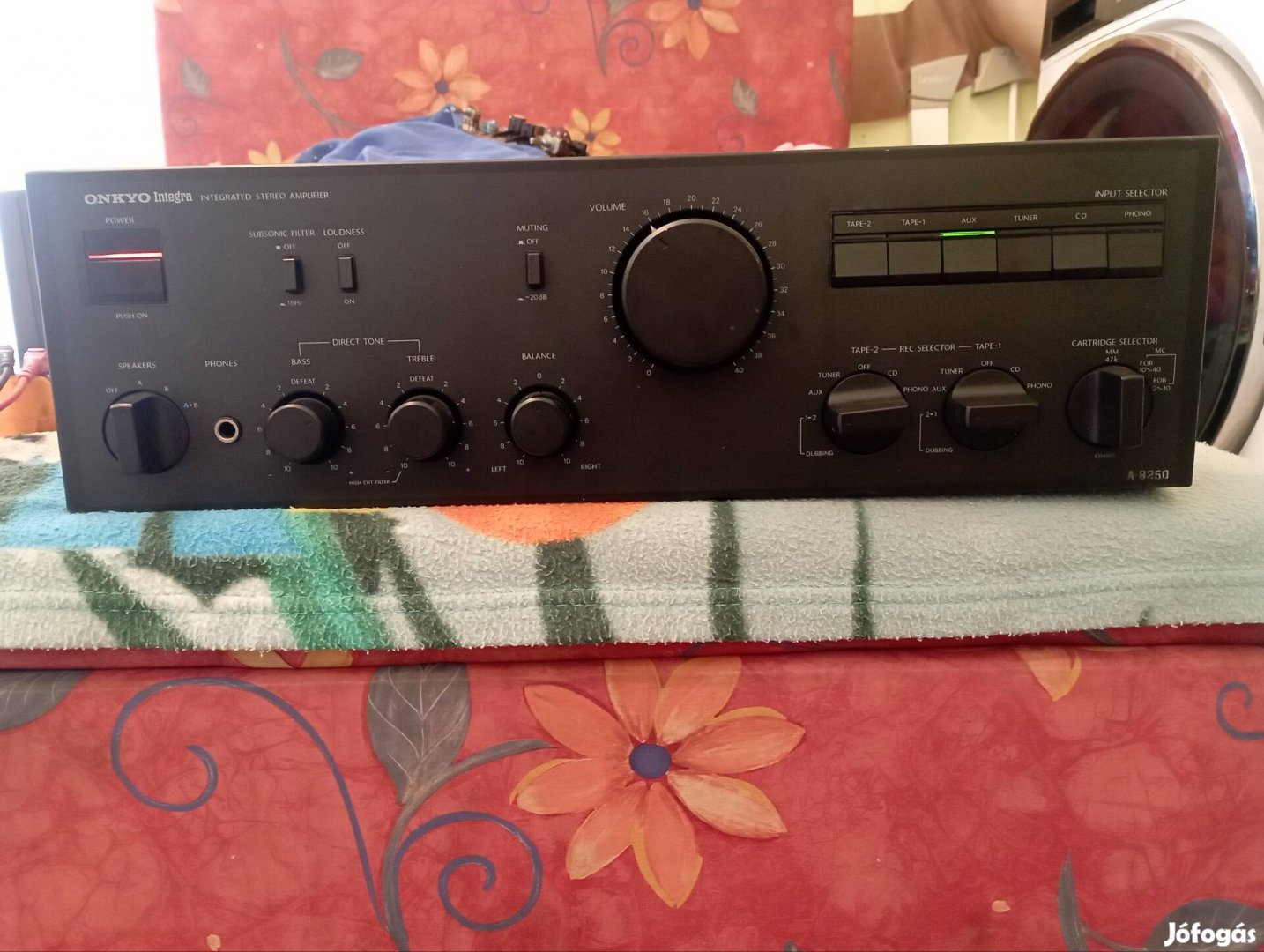 Onkyo A-8250 sztereó erősítő 