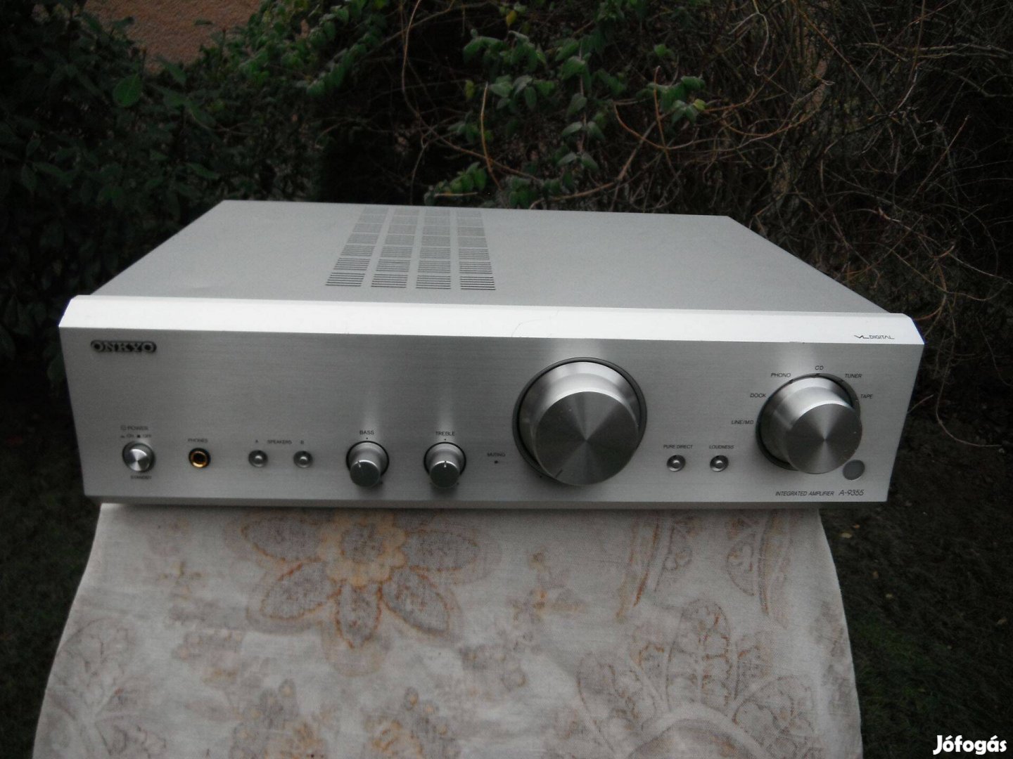 Onkyo A-9355 erősítő távirányítóval