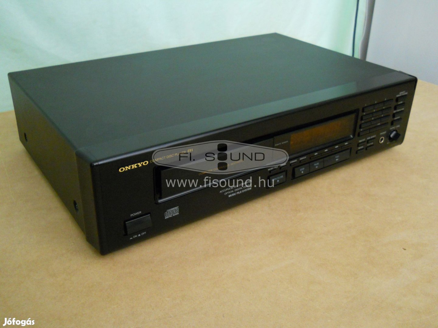 Onkyo DX-6930 CD lejátszó,optikai kimenettel,aranyozott csatlakozókkal