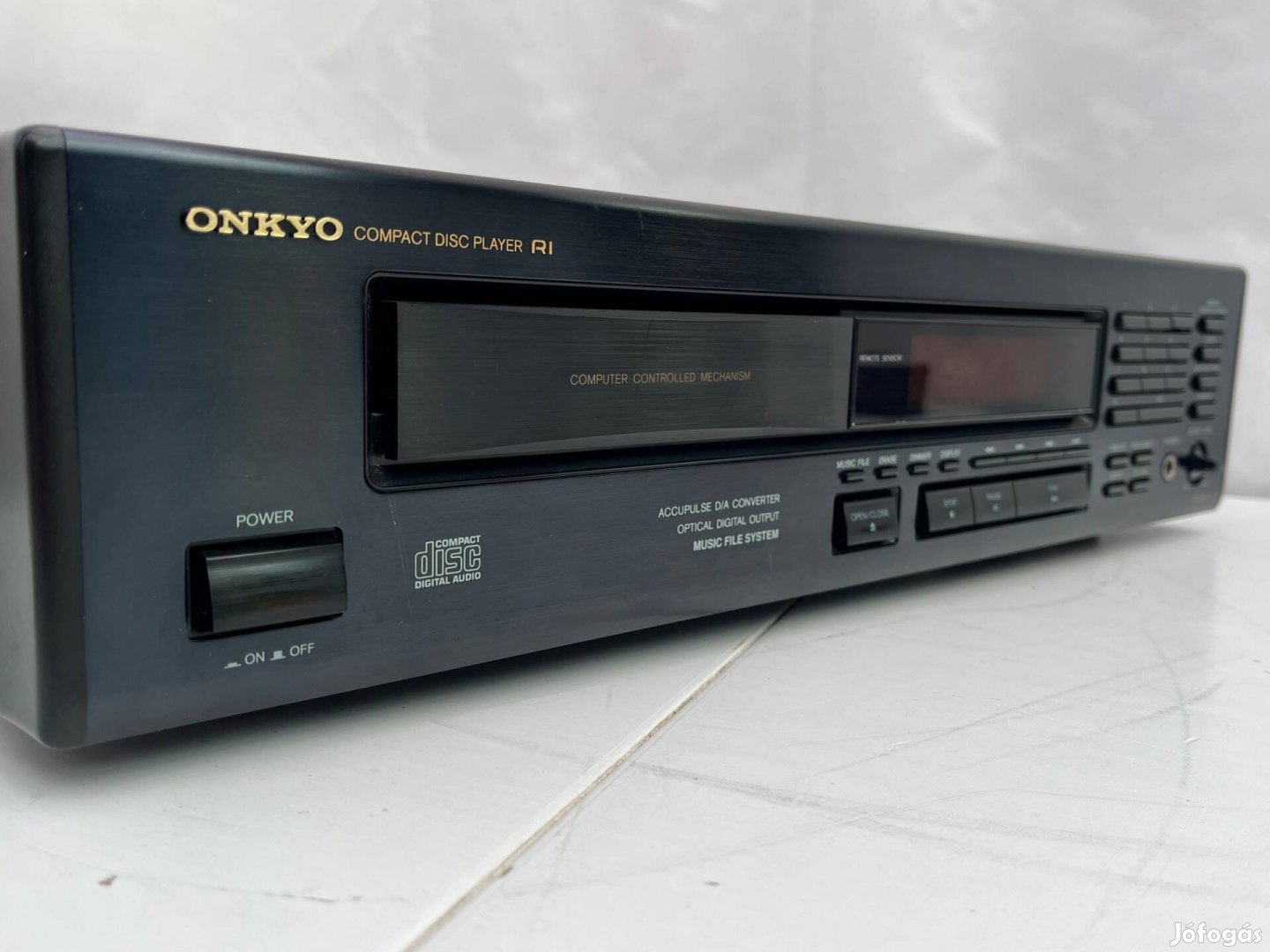 Onkyo DX-6930 DX6930 DX 6930 cd lejátszó szép müködik