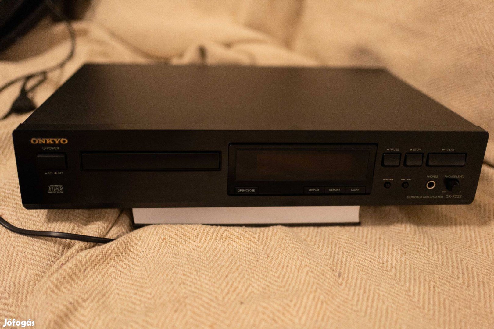 Onkyo DX - 7222 CD játszó + táv