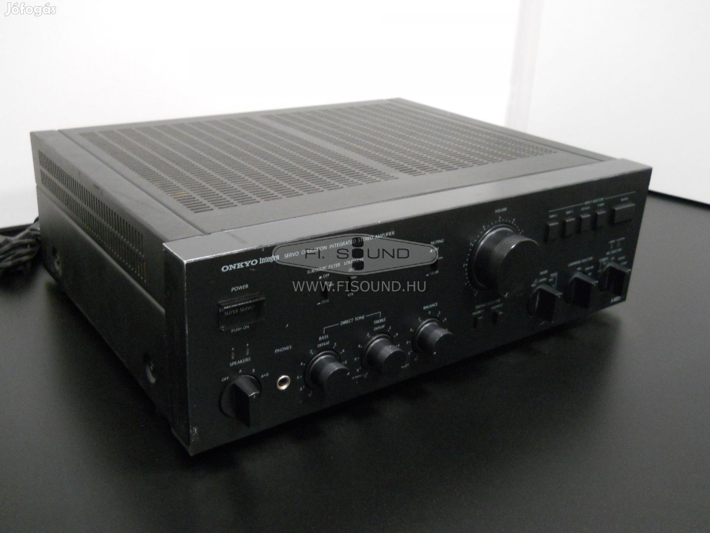 Onkyo Integra A-8017 ,2x140W,4-16 ohm,4 hangfalas sztereo erősítő