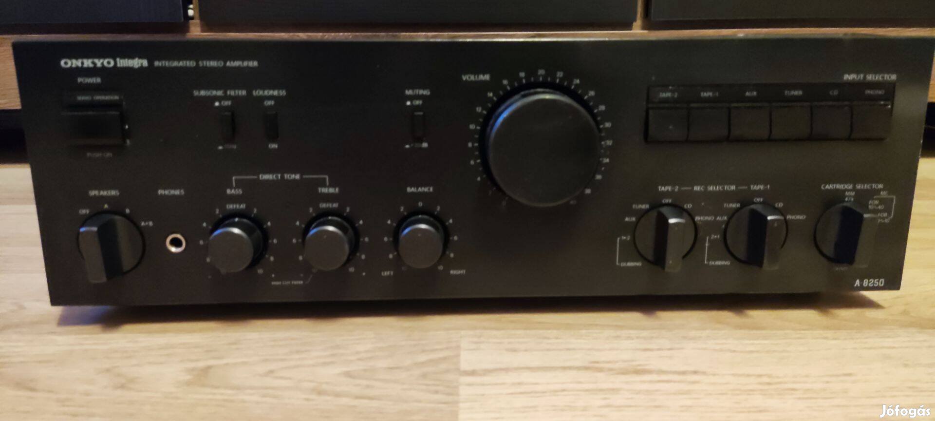 Onkyo Integra A-8250 erősítő