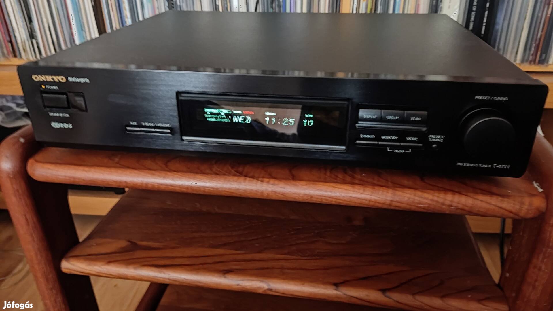 Onkyo Integra T-4711 tuner