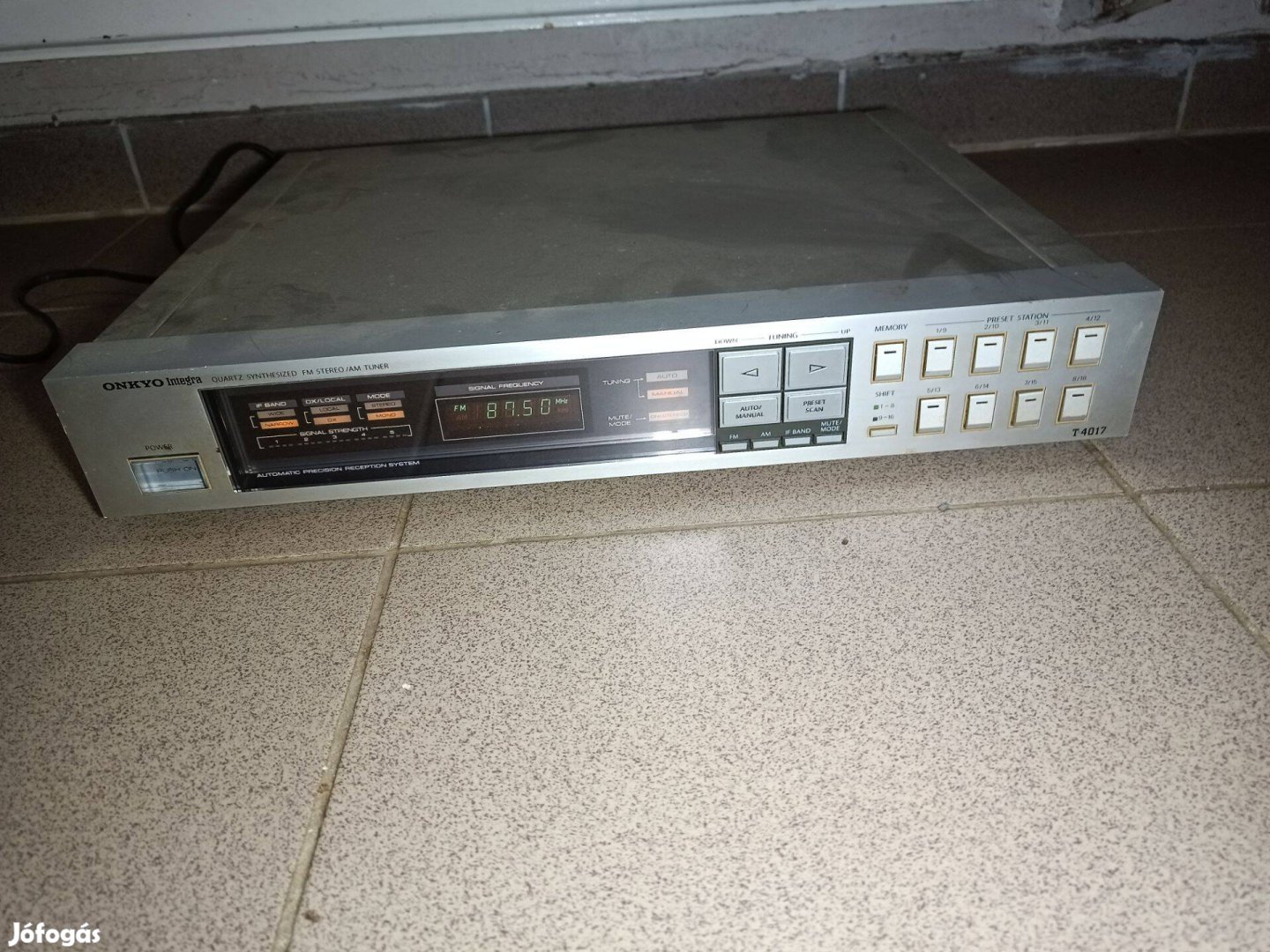 Onkyo Integra tuner