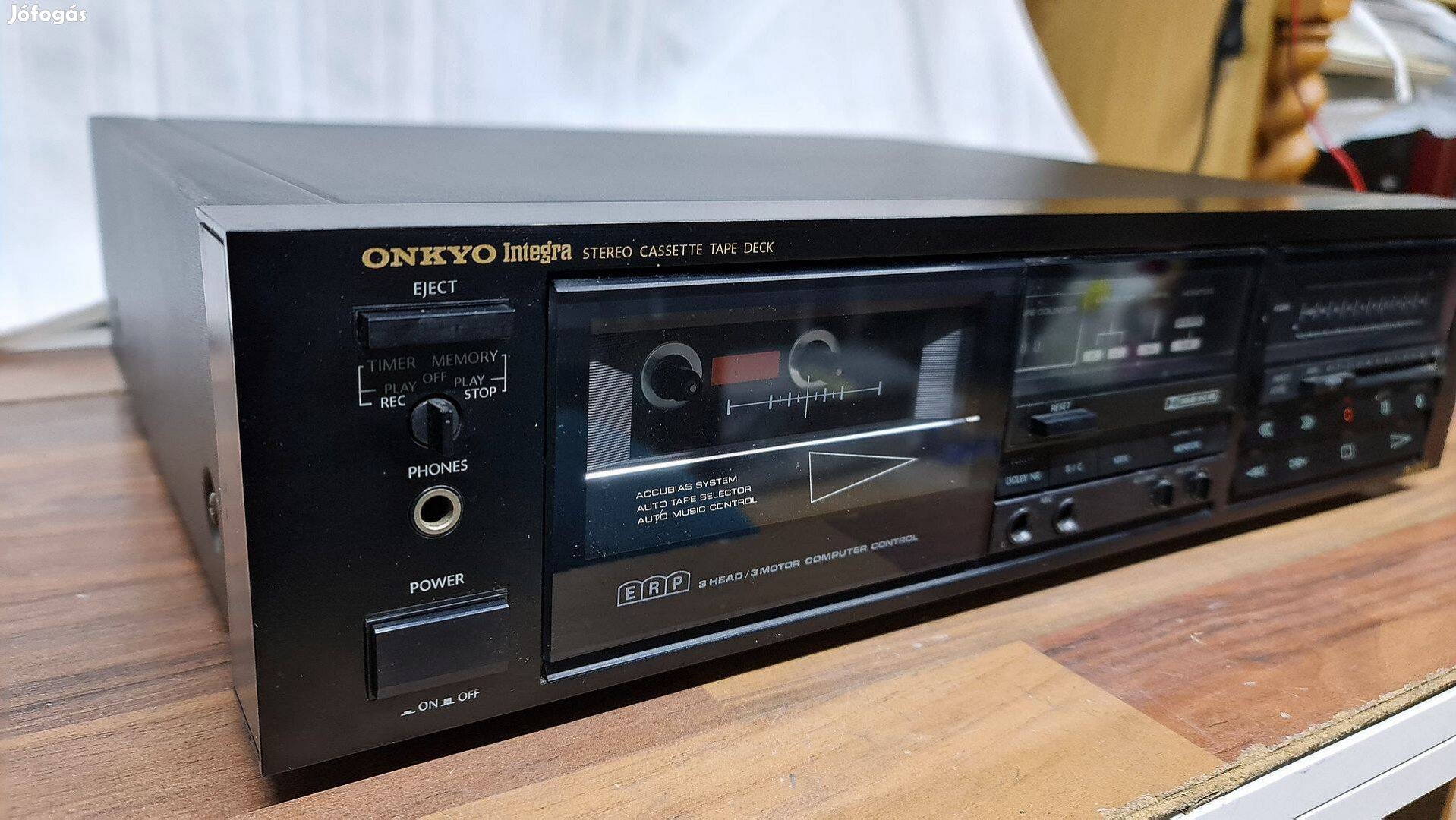 Onkyo TA-2350 3 fejes,3 motoros deck