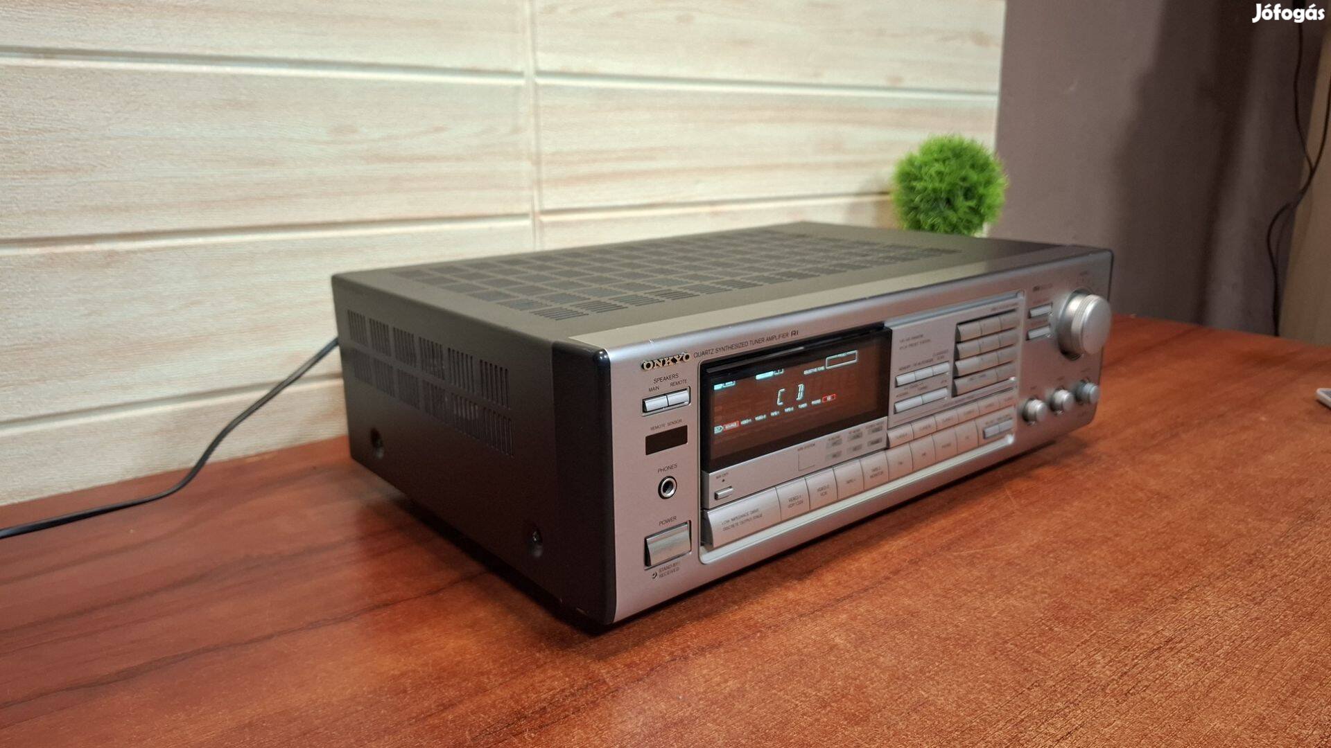 Onkyo TX 7830 Erösítő