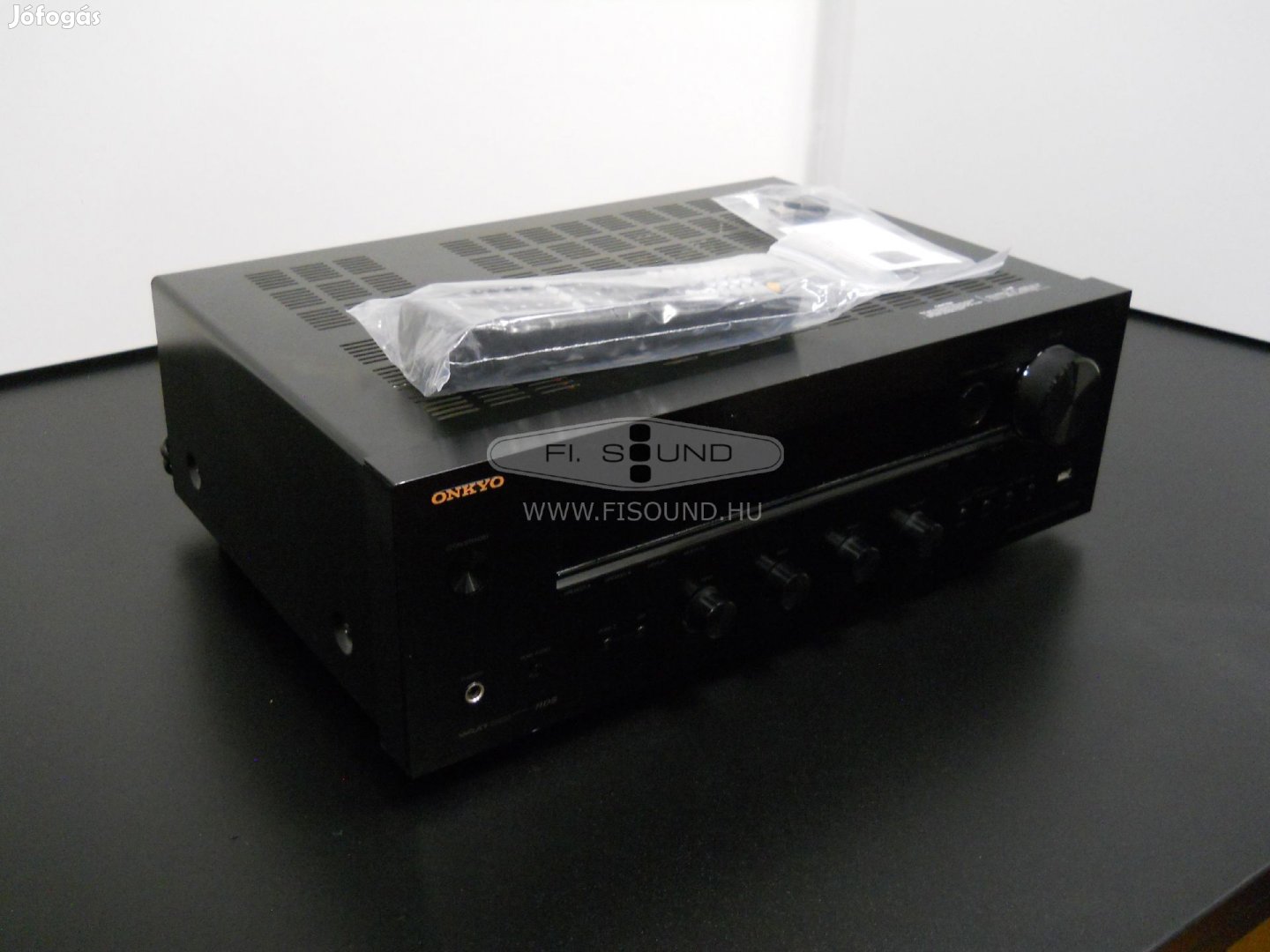 Onkyo TX-8050 , (8.) 295W, 8-16ohm, 4 hangfalas rádiós sztereo erősítő