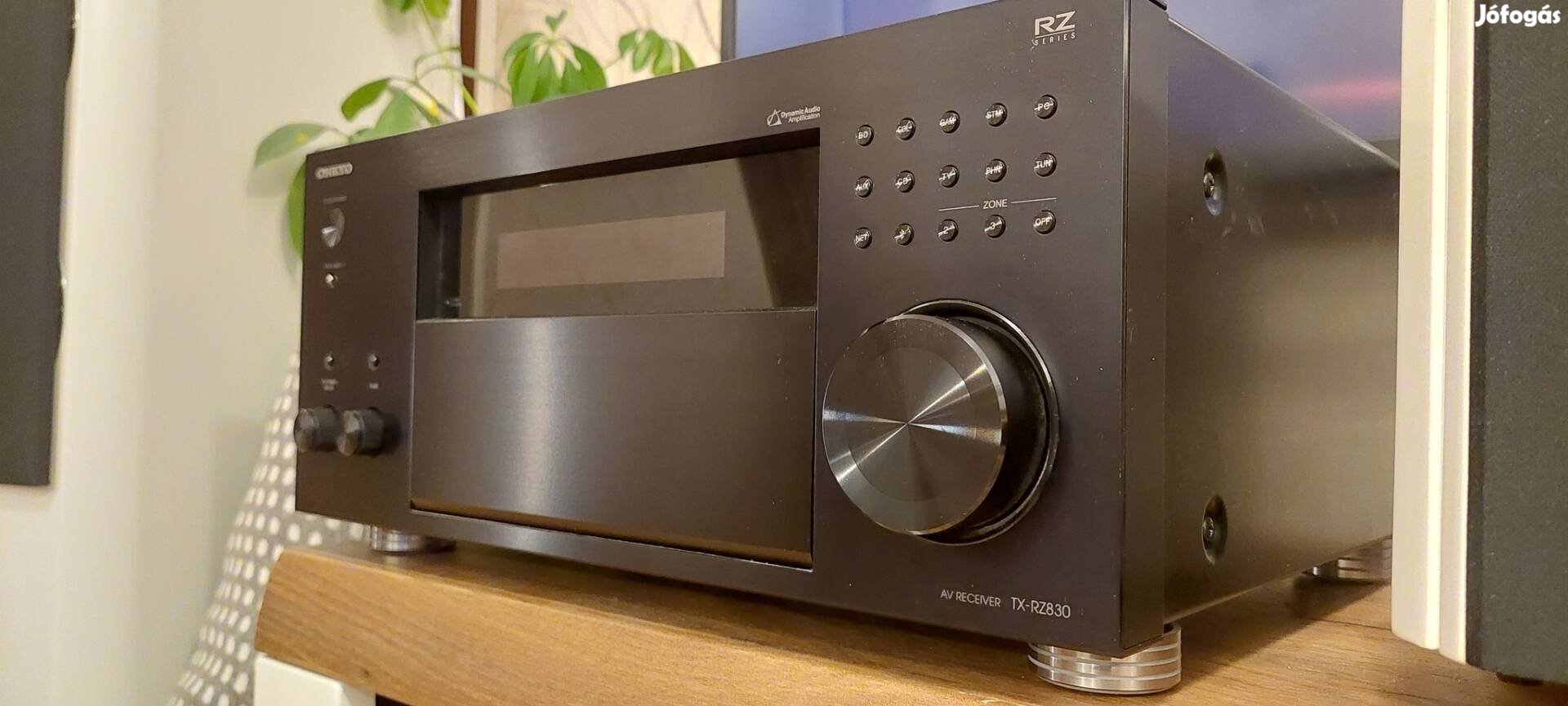 Onkyo TX-RZ830 4K,HDR, Dolby Atmos, DTS-X , Házimozi erősítő