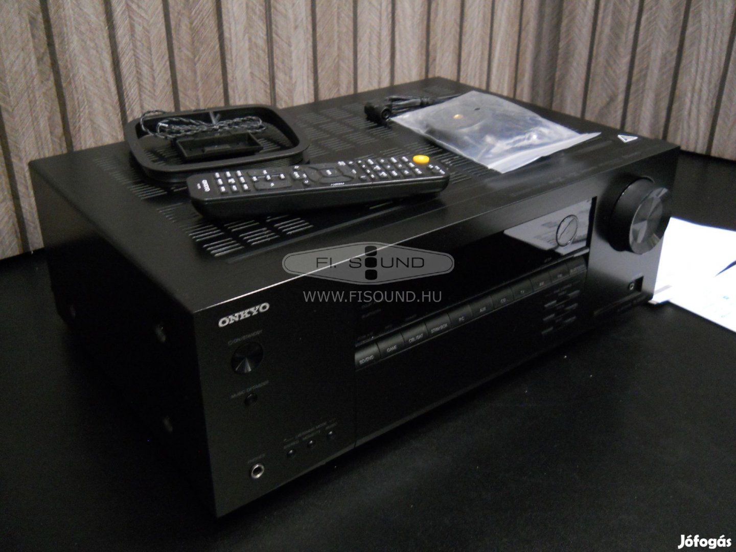 Onkyo TX-SR393 ,5x155W,4-16ohm,5.2-s rádiós házimozi erősítő