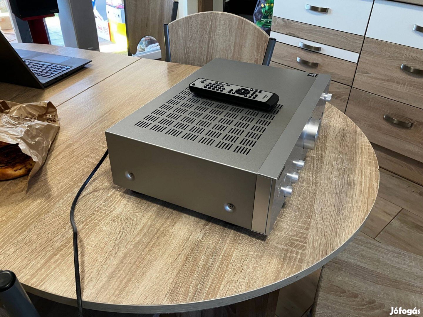 Onkyo a 9010 erősitő távval kitűnő állapot