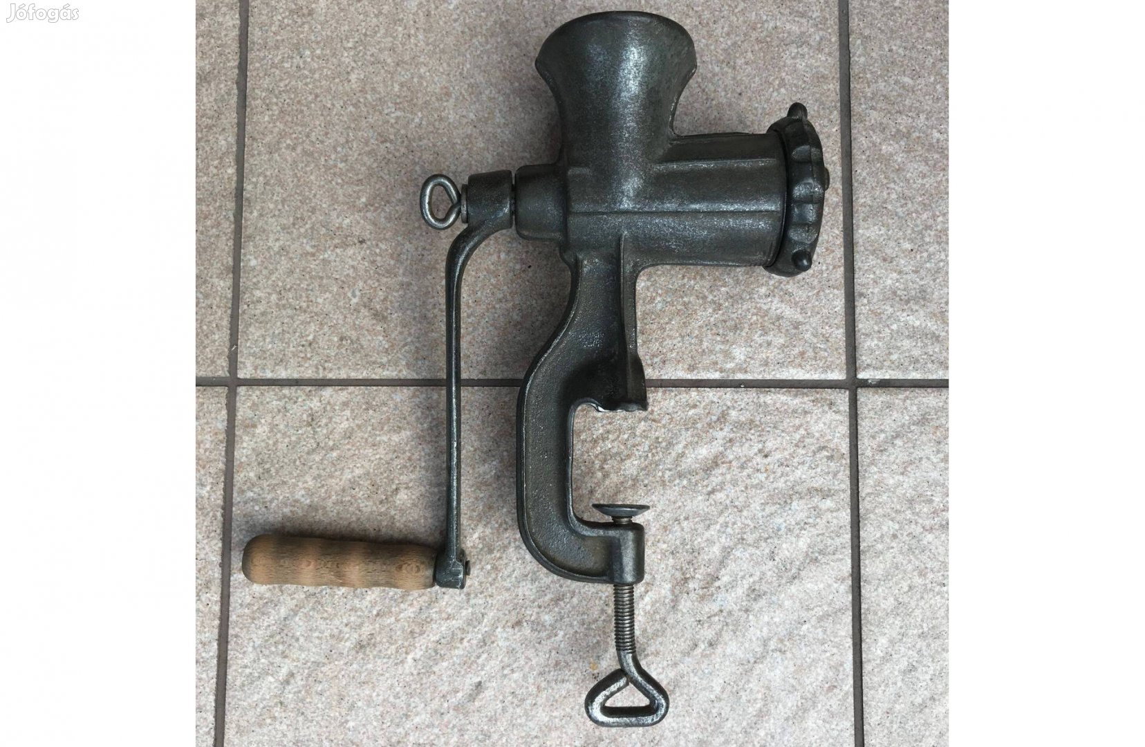 Öntöttvas húsdaráló eladó