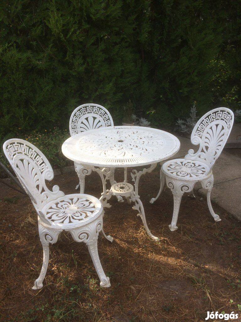 Öntvény kerti garnitura