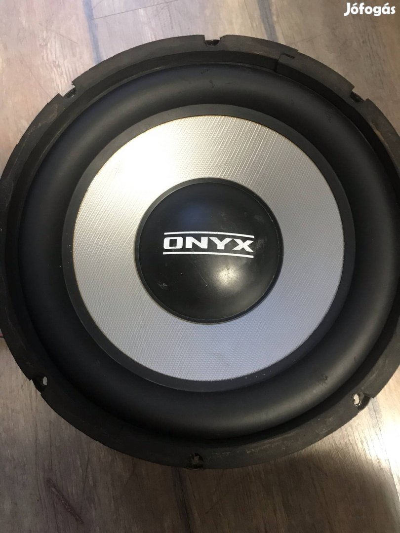 Onyx 300/500 watt mélynyomó hangszóró, subwoofer