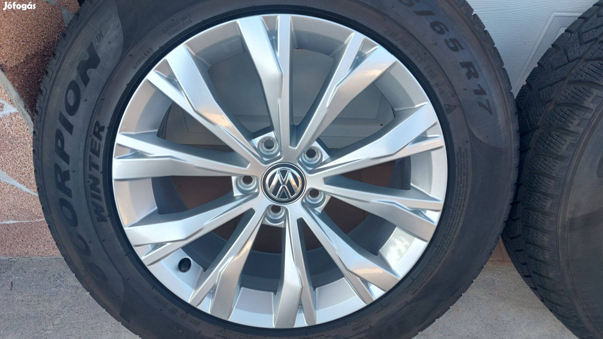 Óóó 2 Gyári, VW Tiguán II 5NA /Montana/ 17" alufelni téli gumikkal