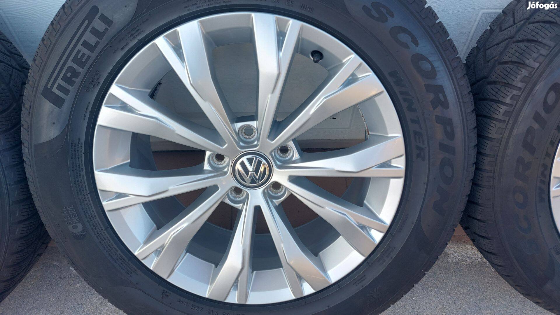 Óóó 2 Gyári, VW Tiguán II 5NA /Montana/ 17" alufelni téli gumikkal