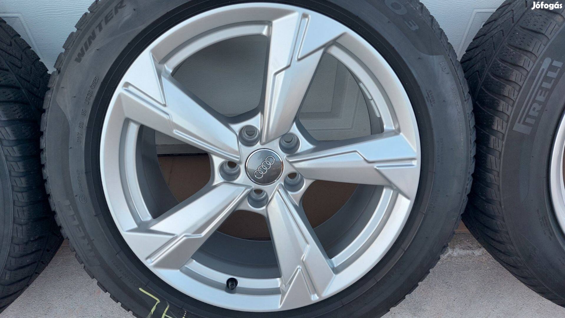 Óóó Eladó,3 Gyári, Audi A6 allroad 4K C8 18" alufelni téli gumik