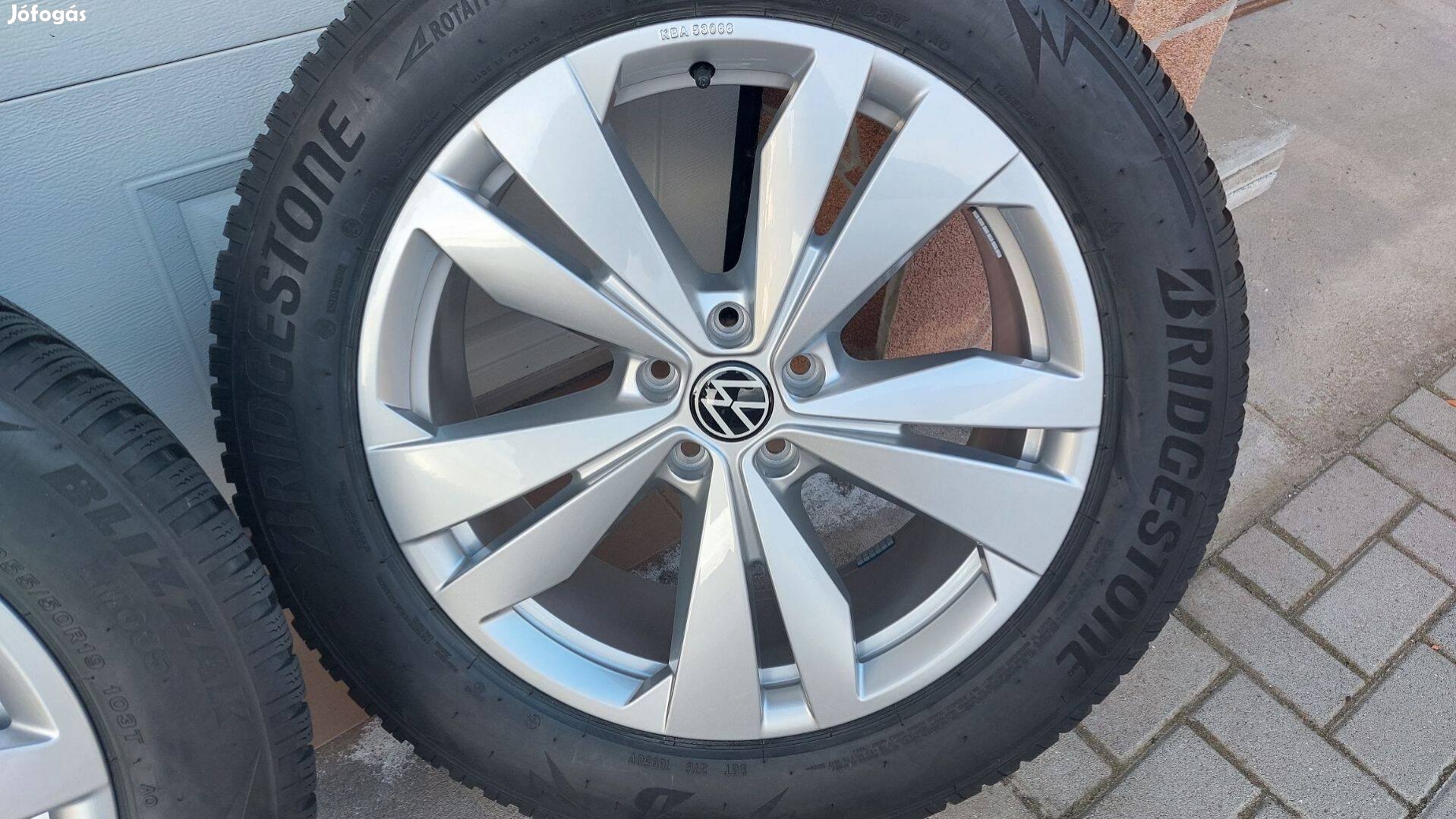 Óóó Gyári 19" VW ID.5-ID.4 /Loen/ alufelni téligumik