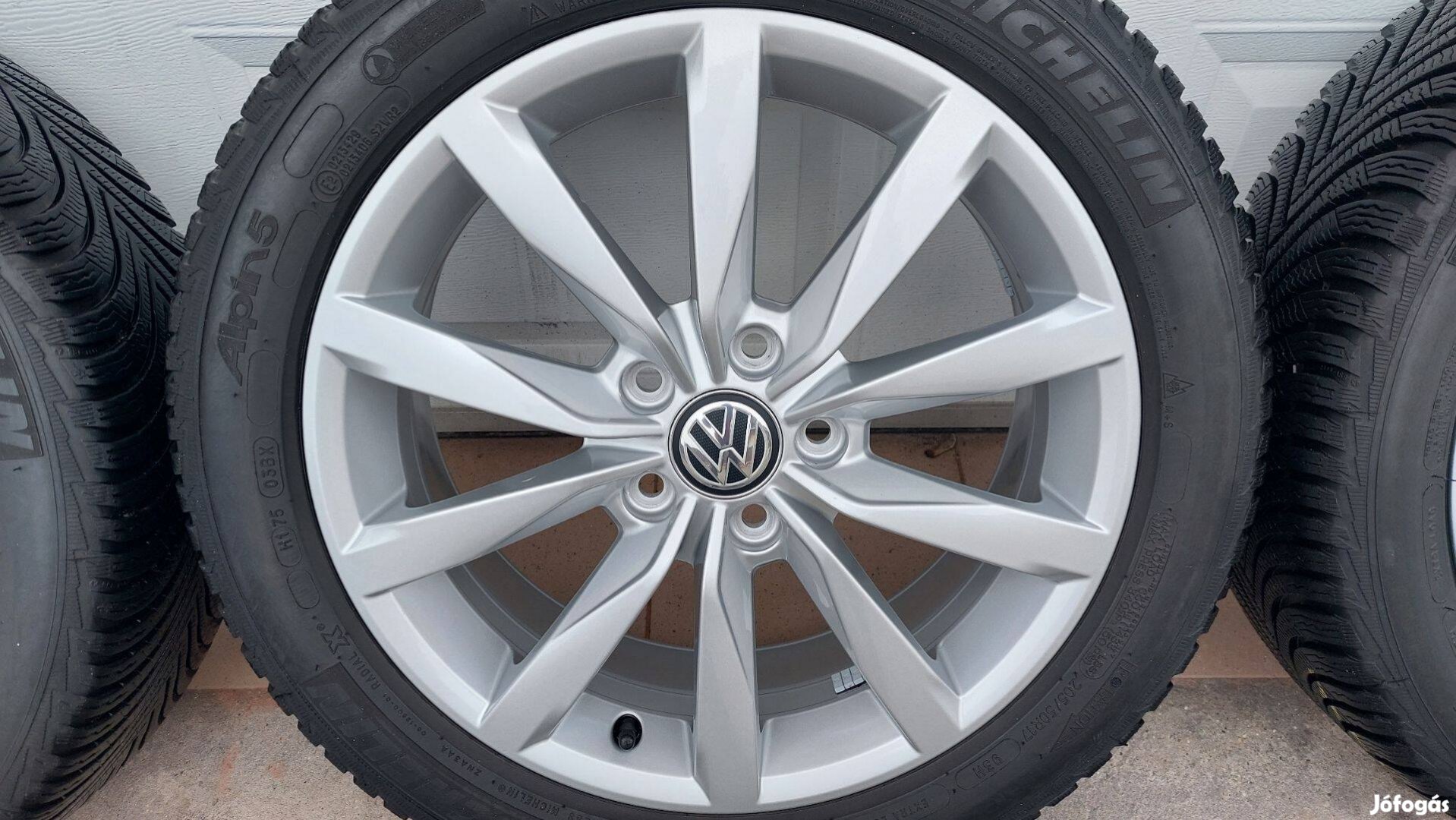 Óóó Gyári, 17" VW Golf VII. Highline /Dyjon/ alufelni Téli gumikkal