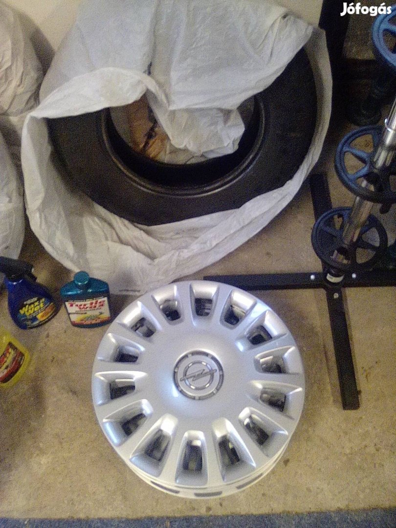 Opel 14" Dísztárcsa Szép állapotban 