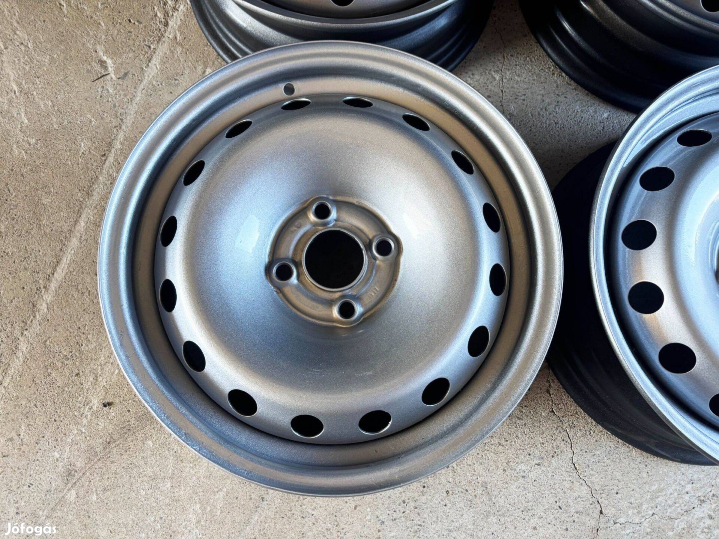 Opel 15" 4x100 lemezfelni eladó 15 coll Fiat Grande Punto