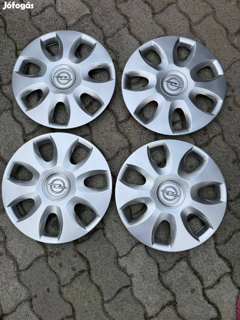 Opel 15" gyári dísztárcsa garnitúra eladó