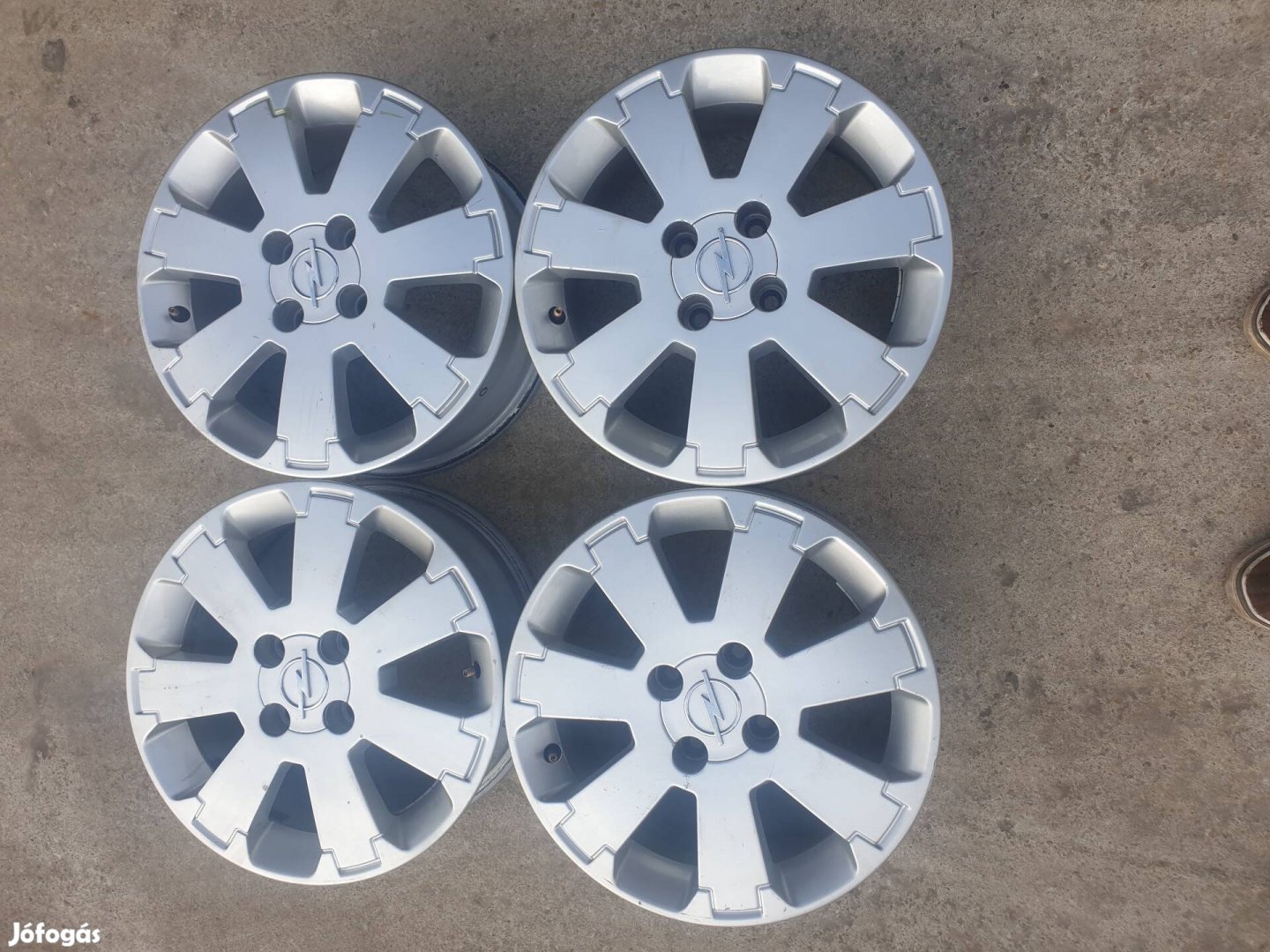 Opel 15 alufelni 4x100 