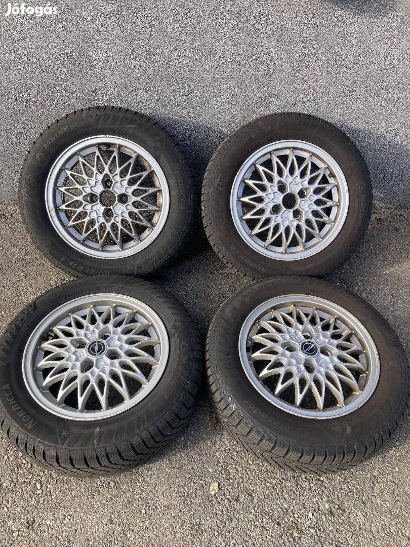 Opel 15 col 4x100 gyári alufelni téli gumival