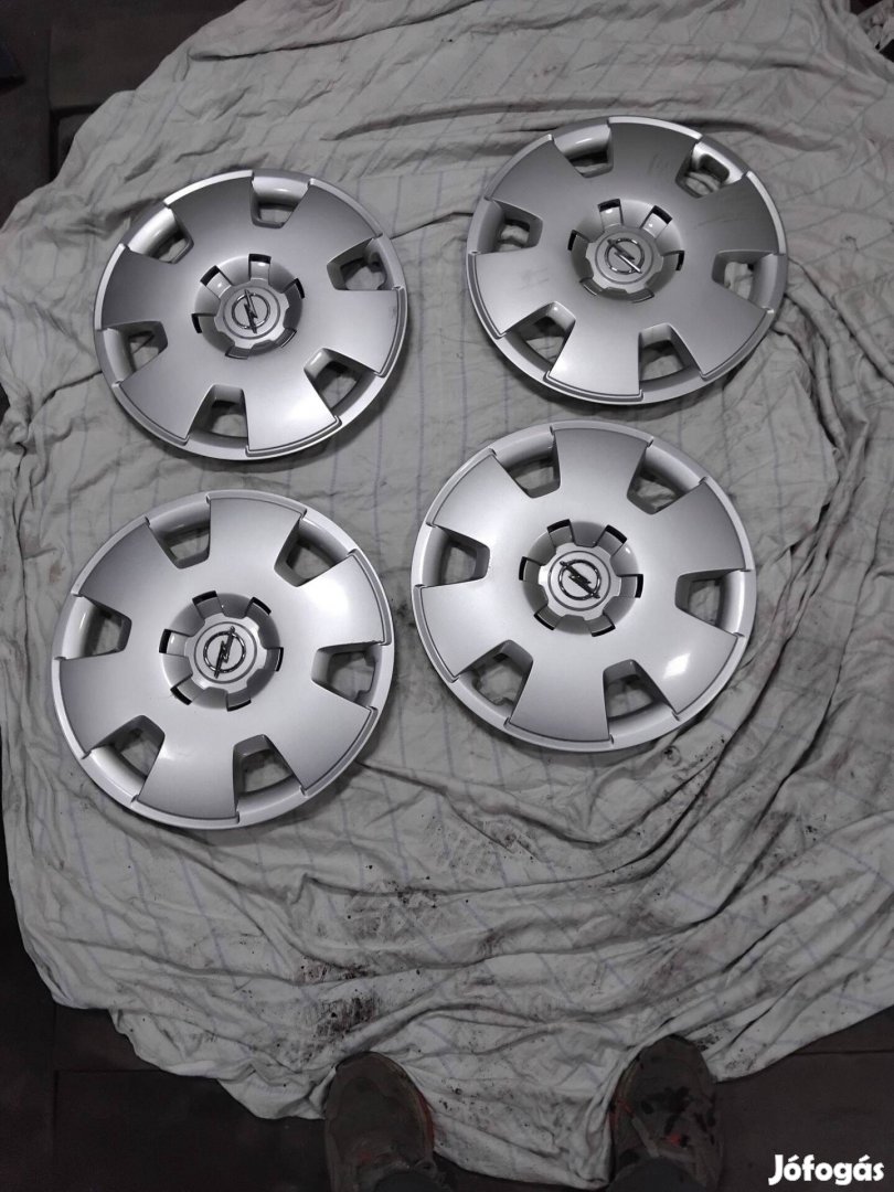 Opel 16-os disztárcs