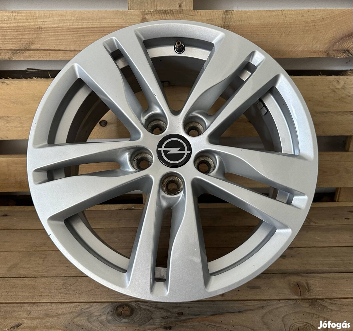 Opel 16os gyári alufelni 5x105 Astra K Tpms