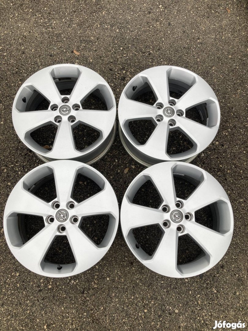 Opel 17 col 5x105 gyári szenzoros alufelni